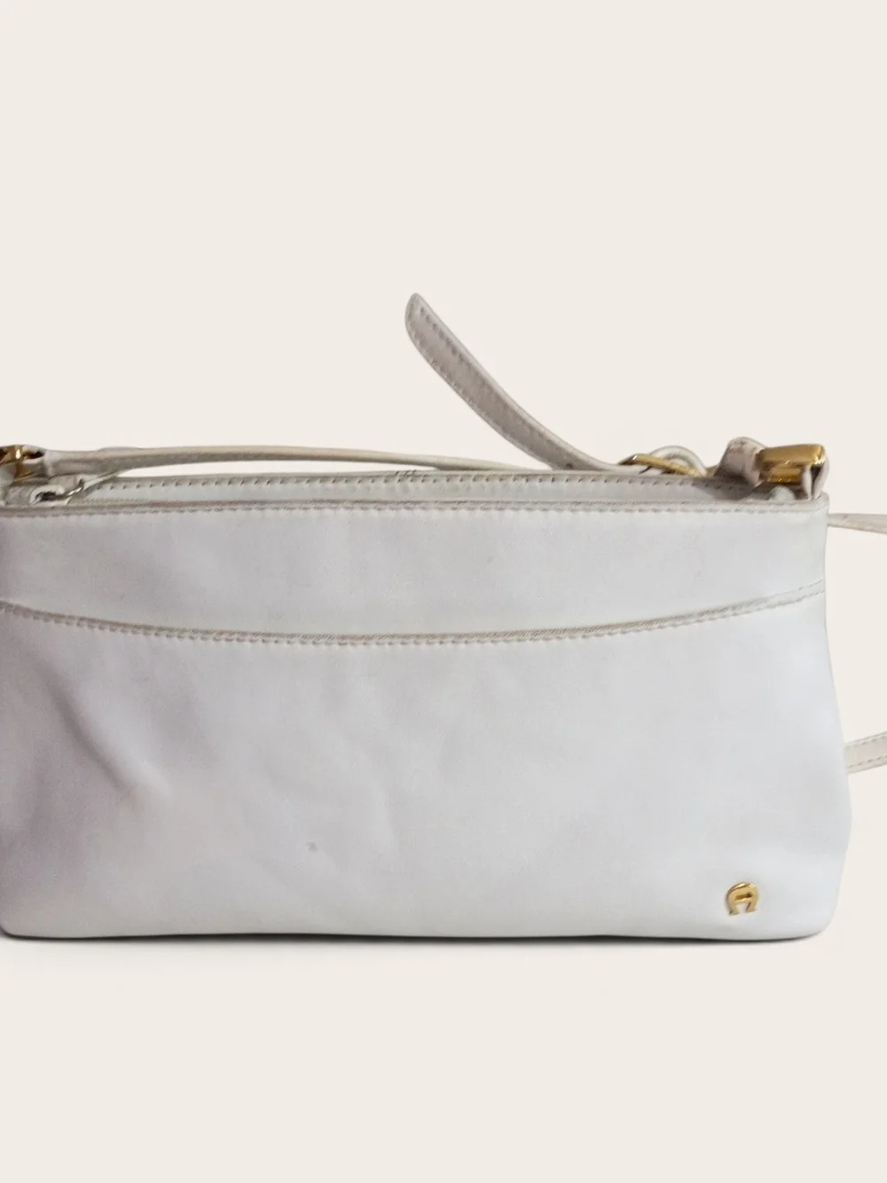 Vintage Etienne Aigner White Leather Crossbody with Gold-Tone Hardware